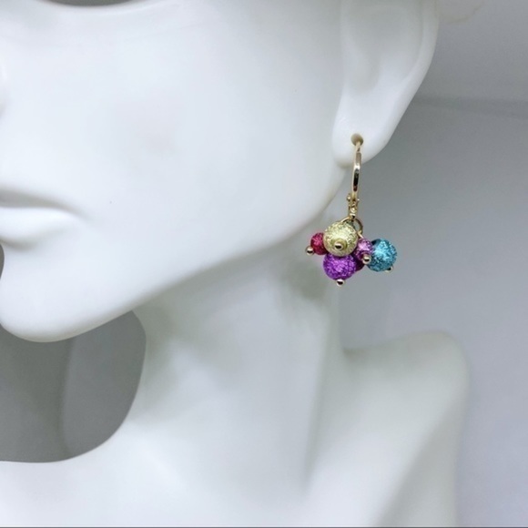 CARLA Petite Colorful Hoops - Picture 2 of 3